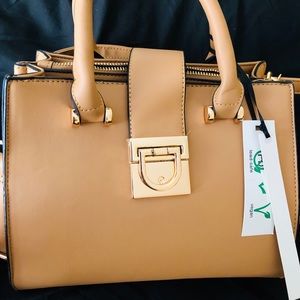 LA TERRE FASHION Handbag